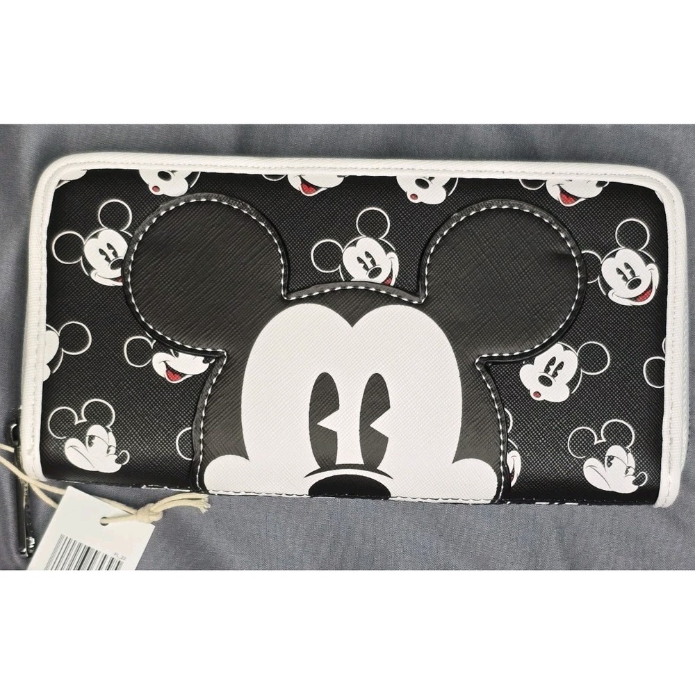 NWT Disney Parks Zip Wallet Loungefly Mickey Mouse Face Large Black White Clutch